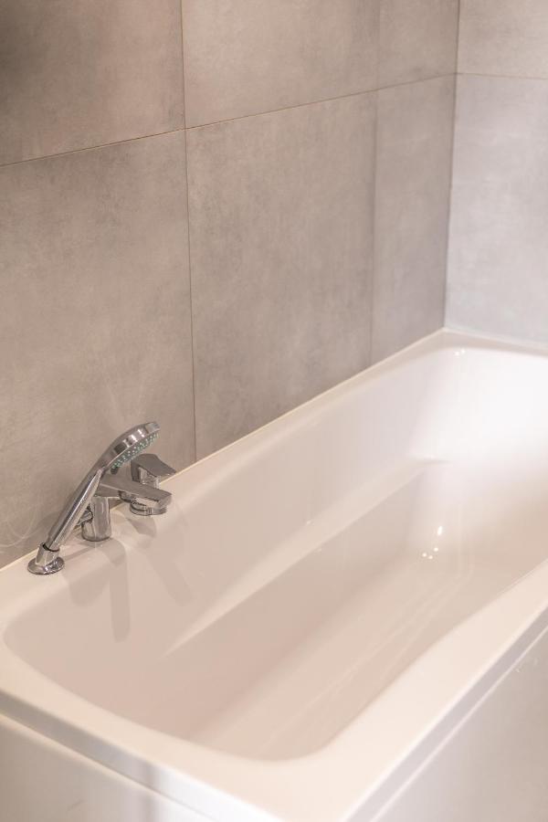Апартаменты Apartament Pod Lasem Олджиховице-Клодзке Экстерьер фото