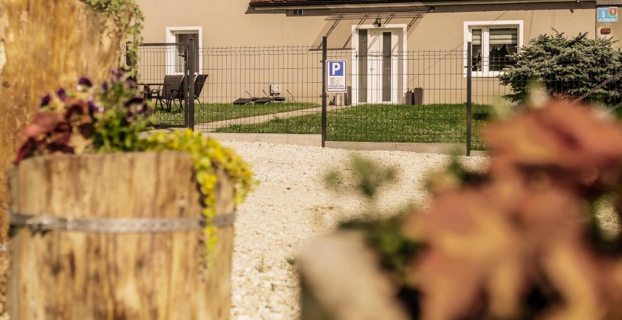 Апартаменты Apartament Pod Lasem Олджиховице-Клодзке Экстерьер фото